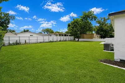 2870 NW 169th Ter, Miami Gardens, FL 33056 - Photo 13
