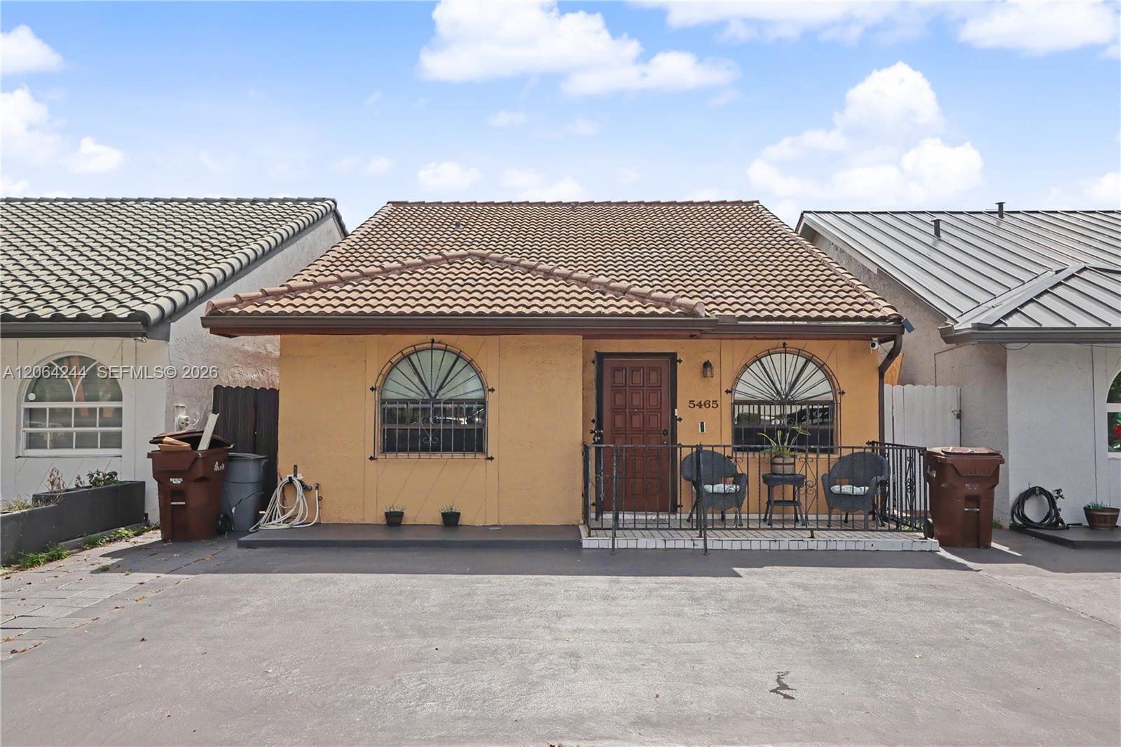 5465 W 21st Ct - 5465 W 21st Ct, Hialeah, FL 33016 Luxury Property | Jose Angel Pina