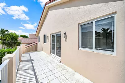 10877 SW 152nd Pl, Miami, FL 33196 - Photo 51