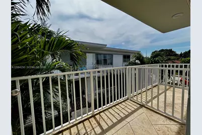 875 80th St #2, Miami Beach, FL 33141 - Photo 3