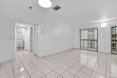 5249 NW 7th St #416, Miami, FL 33126 - Photo 3