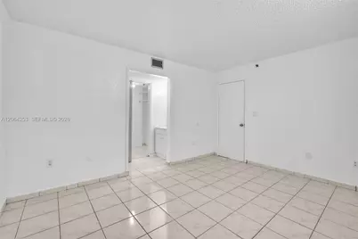 5249 NW 7th St #416, Miami, FL 33126 - Photo 15