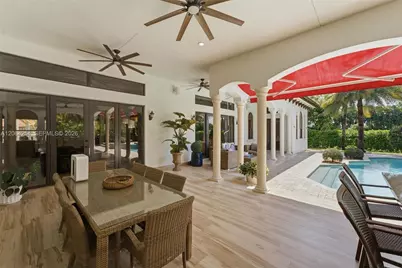 10181 NW 131st St, Hialeah Gardens, FL 33018 - Photo 33
