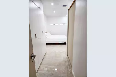 955 NW 106th Ave Cir, Miami, FL 33172 - Photo 23