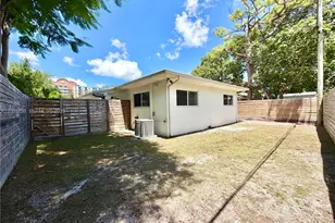 1436 NW 52nd St, Miami, FL 33142 - Photo 27