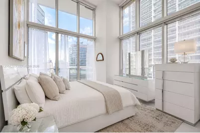 475 Brickell Ave #2813, Miami, FL 33131 - Photo 11