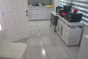 1235 SW 136th Pl, Miami, FL 33184 - Photo 1