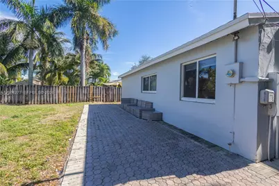 6881 Freedom St, Hollywood, FL 33024 - Photo 21