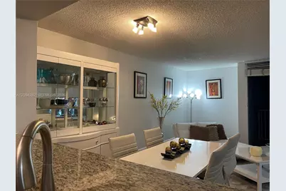 800 N Miami Ave #E-1605, Miami, FL 33136 - Photo 11