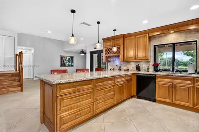 2380 Tallahassee, Weston, FL 33326 - Photo 5
