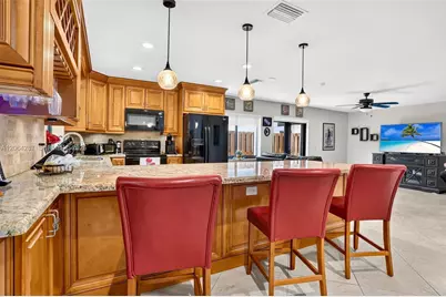 2380 Tallahassee, Weston, FL 33326 - Photo 9