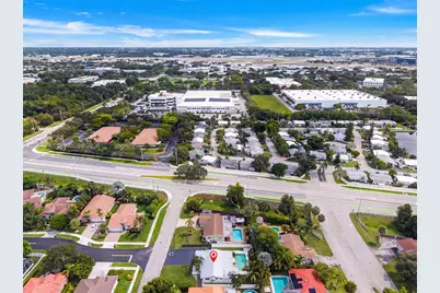 4490 NW 19th Way, Oakland Park, FL 33309 - Photo 37