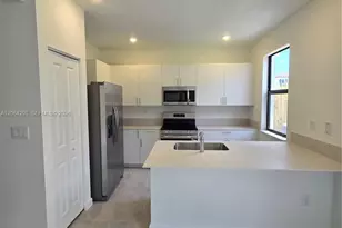 13316 SW 232nd Ter, Homestead, FL 33032 - Photo 5