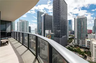 45 SW 9th St, Miami, FL 33130 - Photo 7