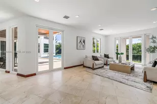 184 Paloma Dr, Coral Gables, FL 33143 - Photo 7