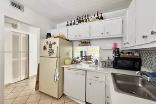100 Edgewater Dr, Coral Gables, FL 33133 - Photo 7