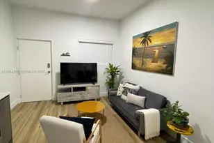 1534 NW 1st St, Miami, FL 33125 - Photo 11