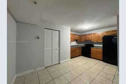 4271 NW 5th St #130, Plantation, FL 33317 - Photo 5