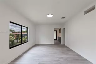 25 NW 78th St, Miami, FL 33150 - Photo 13