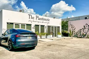 25 NW 78th St, Miami, FL 33150 - Photo 33