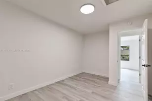 25 NW 78th St, Miami, FL 33150 - Photo 21