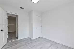 25 NW 78th St, Miami, FL 33150 - Photo 19