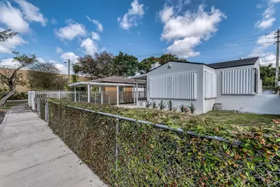 583 NW 47th Ter, Miami, FL 33127 - Photo 3