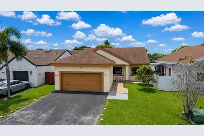18772 NW 80th Ct, Hialeah, FL 33015 - Photo 1
