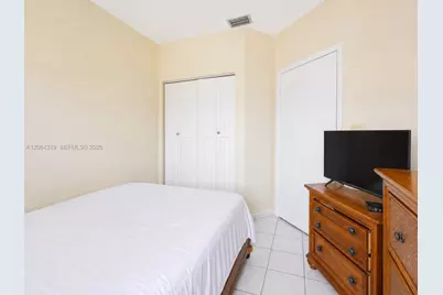 18772 NW 80th Ct, Hialeah, FL 33015 - Photo 29