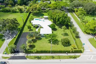 7240 Sunset Dr, Miami, FL 33143 - Photo 3