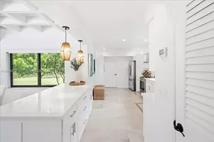 7240 Sunset Dr, Miami, FL 33143 - Photo 17