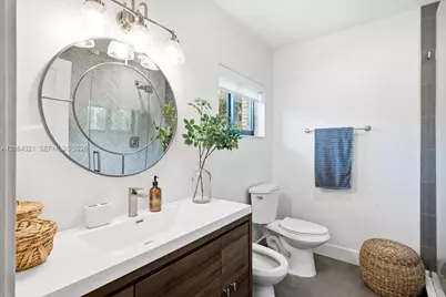 7240 Sunset Dr, Miami, FL 33143 - Photo 27