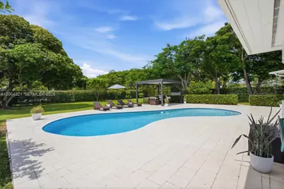 7240 Sunset Dr, Miami, FL 33143 - Photo 45