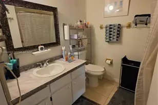 613 SE 46th Ter, Cape Coral, FL 33904 - Photo 17