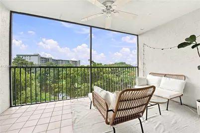2240 N Cypress Bend Dr #505, Pompano Beach, FL 33069 - Photo 29