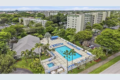 2240 N Cypress Bend Dr #505, Pompano Beach, FL 33069 - Photo 21