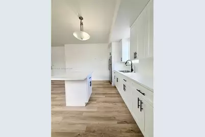 737 Jefferson Ave #204, Miami Beach, FL 33139 - Photo 9