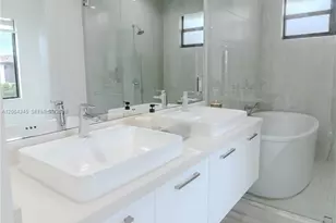 4311 NW 82nd Ave, Doral, FL 33166 - Photo 17
