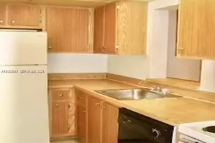 1740 NW N River Dr, Miami, FL 33125 - Photo 5