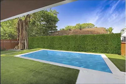 330 SW 19th Rd #1, Miami, FL 33129 - Photo 5