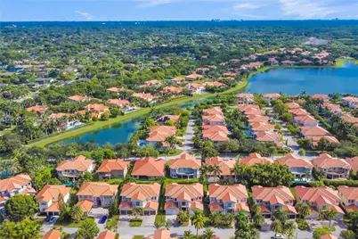 7965 SW 195th St, Cutler Bay, FL 33157 - Photo 5