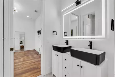 7965 SW 195th St, Cutler Bay, FL 33157 - Photo 37