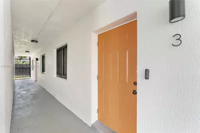 940 NW 8th Ave, Pompano Beach, FL 33060 - Photo 7