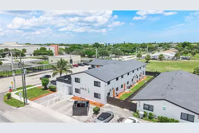 940 NW 8th Ave, Pompano Beach, FL 33060 - Photo 23