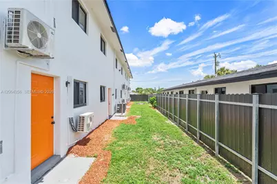940 NW 8th Ave, Pompano Beach, FL 33060 - Photo 27