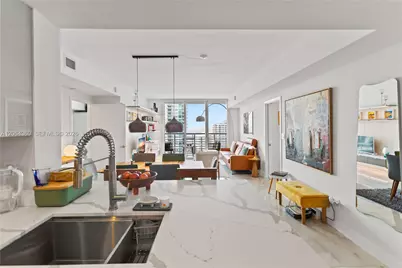 325 S Biscayne Blvd #3421, Miami, FL 33131 - Photo 15