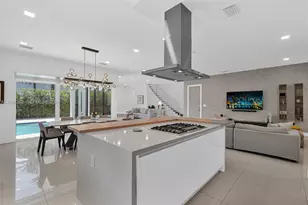7509 NW 99th Ave, Doral, FL 33178 - Photo 13