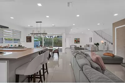 7509 NW 99th Ave, Doral, FL 33178 - Photo 17