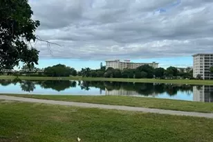 2801 N Palm Aire Dr, Pompano Beach, FL 33069 - Photo 9