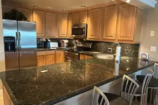 2801 N Palm Aire Dr, Pompano Beach, FL 33069 - Photo 7